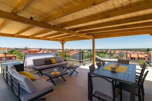 Penthouse Apartment Sax