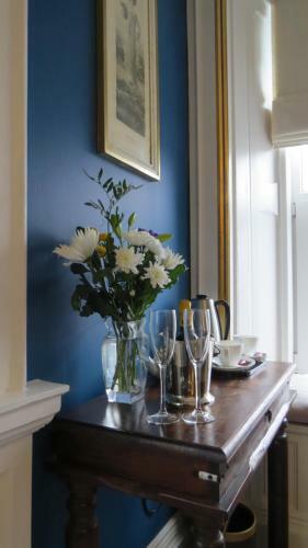 Hostal Abbey View House