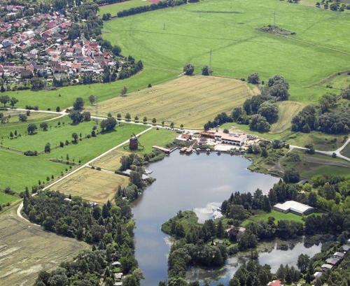 Schwimmendes Seehotel
