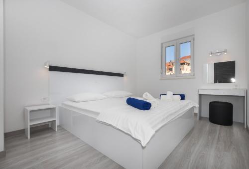 Hostal Apartments Blueview