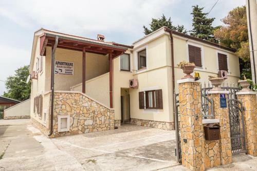 Hostal Apartmani Antonella