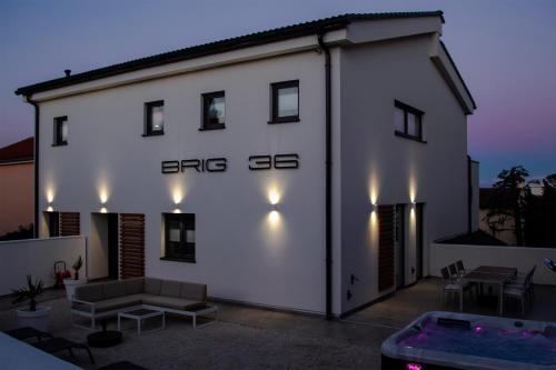 Villa Brig 36