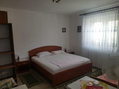 Hostal Maria Krstic Rooms