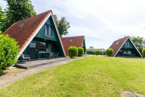 An Der Steilk�ste Finnh�tte 02