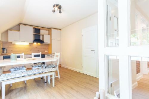 Apartamento An Der Steilk�ste Wohnung 02
