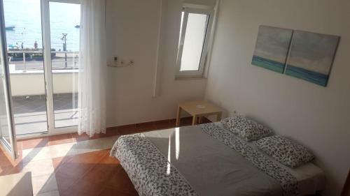 Apartment Novalja 9326b