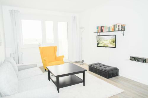 Sunny Apartment