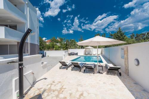 Villa Star 2 Luxury Apartment With A Pool