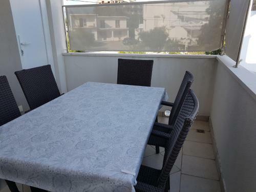 Novalja - Triangle Apartment