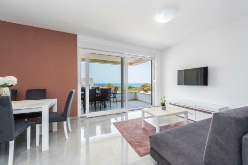Villa Adria 1 Luxury Apartment With A Pool