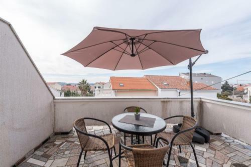 Vesna 2 City Central Apartment