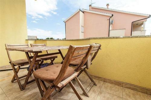 Apartment Damir - Novalja