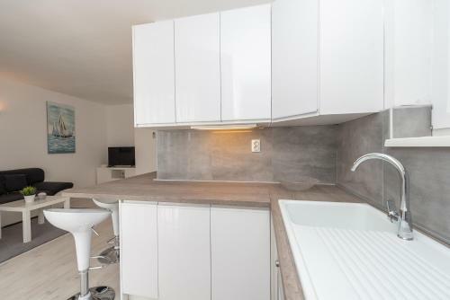 Stipo House With Private Pool
