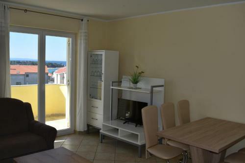Apartment Romi - Novalja