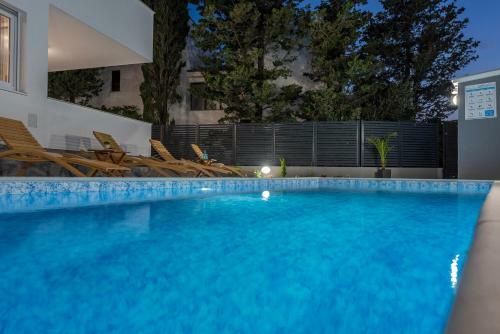 Apartamento Villa Star 5 A Centrally Located Ap. With A Pool