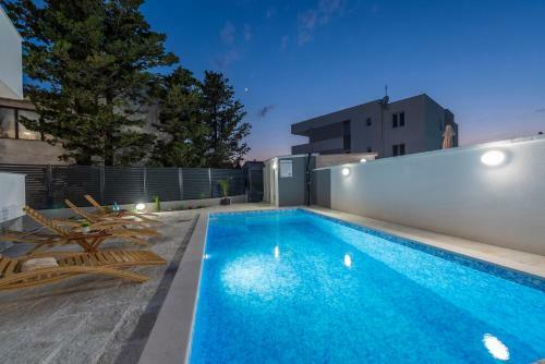 Apartamento Villa Star 5 A Centrally Located Ap. With A Pool