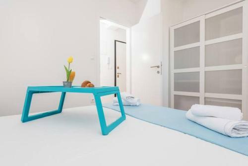 Blue Sky, Modern Sea View Apartment