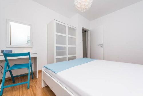 Blue Sky, Modern Sea View Apartment