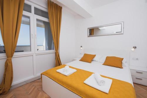 Apartments By The Sea Novalja, Pag - 17214