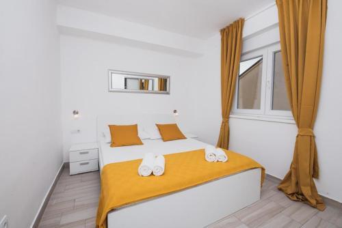 Apartments By The Sea Novalja, Pag - 17214