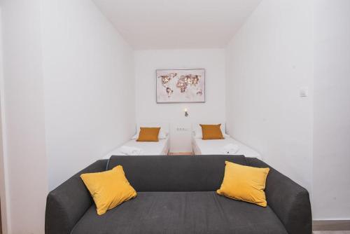 Apartments By The Sea Novalja, Pag - 17214