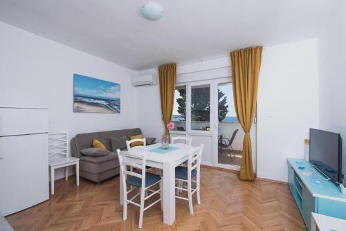 Apartments By The Sea Novalja, Pag - 17214