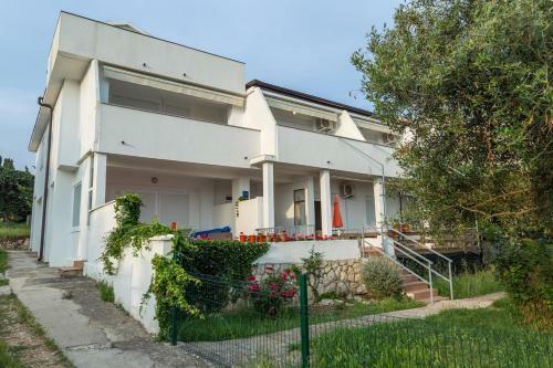 Apartments By The Sea Novalja, Pag - 17214