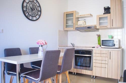 Apartment Summer Love Tena