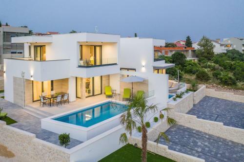 Villa Joy 1 Luxury Villa With Private Pool