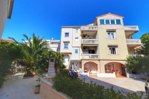 Apartment Dony