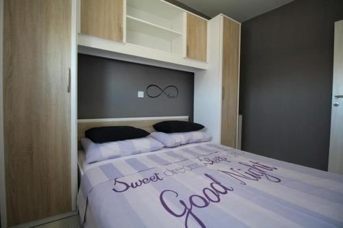 Apartments With A Parking Space Novalja, Pag - 17954