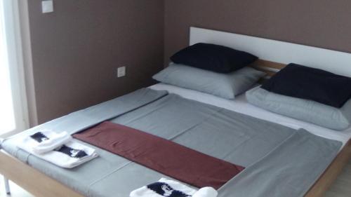 Apartments With A Parking Space Novalja, Pag - 17954