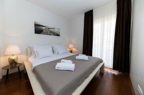 Joy 1 Apartment