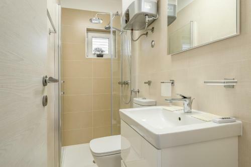 Joy 1 Apartment