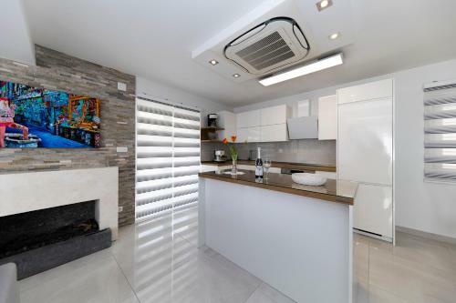 Joy 1 Apartment