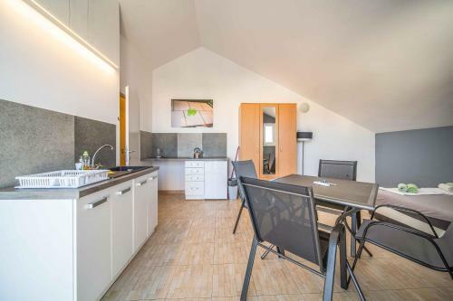 Lucinka Apartment