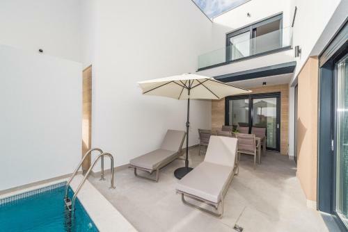 Villa Joy 2 Luxury Villa With Private Pool