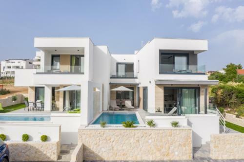 Villa Joy 2 Luxury Villa With Private Pool