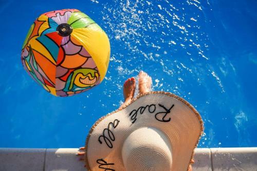 Villa Lara (blue Horizon Guest House)