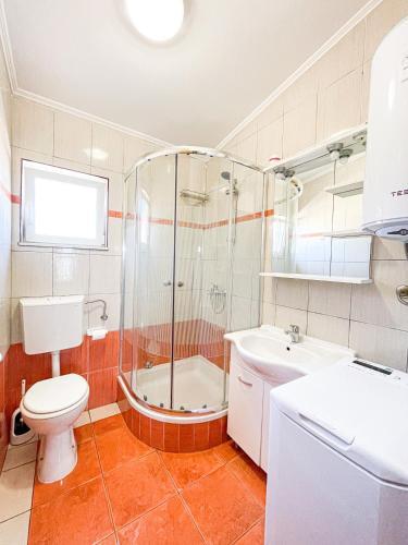 Villa Lara (blue Horizon Guest House)
