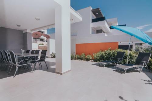 Fantasy View Villa