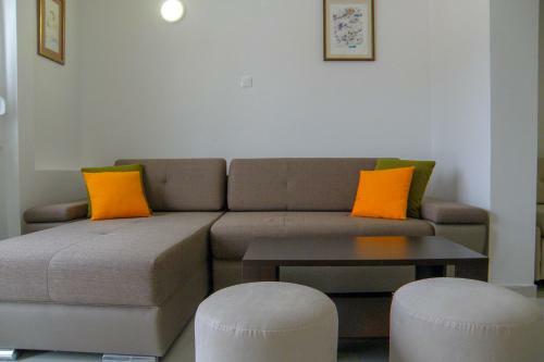 Lada Apartmani