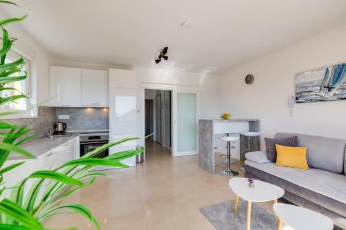 Nautilus Apartment