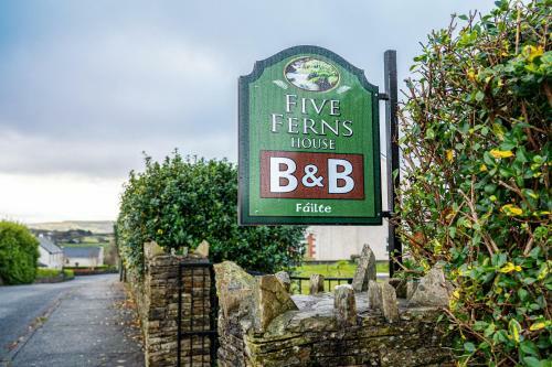 Bed & Breakfast Five Ferns House