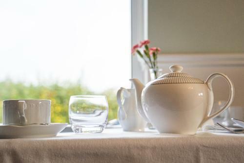 Bed & Breakfast Five Ferns House