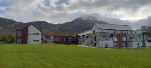 Murrisk Apartments - Self Catering