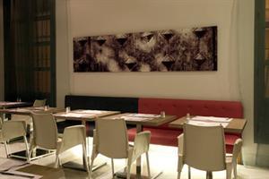 Hotel Petit Palace Marques Santa Ana