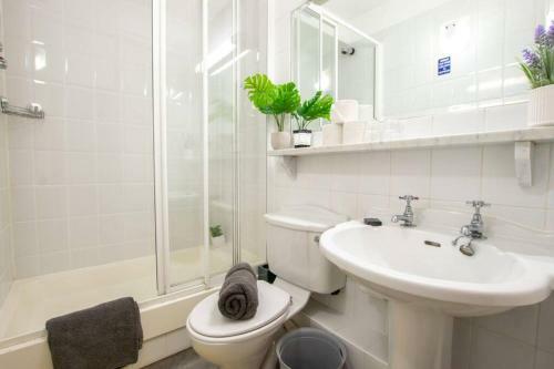 Apartamento The Reek At The Harbour Mills By Shortstays