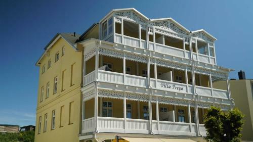 Apartamento Ferienwohnung Mit Balkon In Baeder