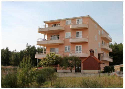 Apartamentos Villa Tina